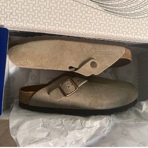 Birkenstock Bostons Taupe color size 39
